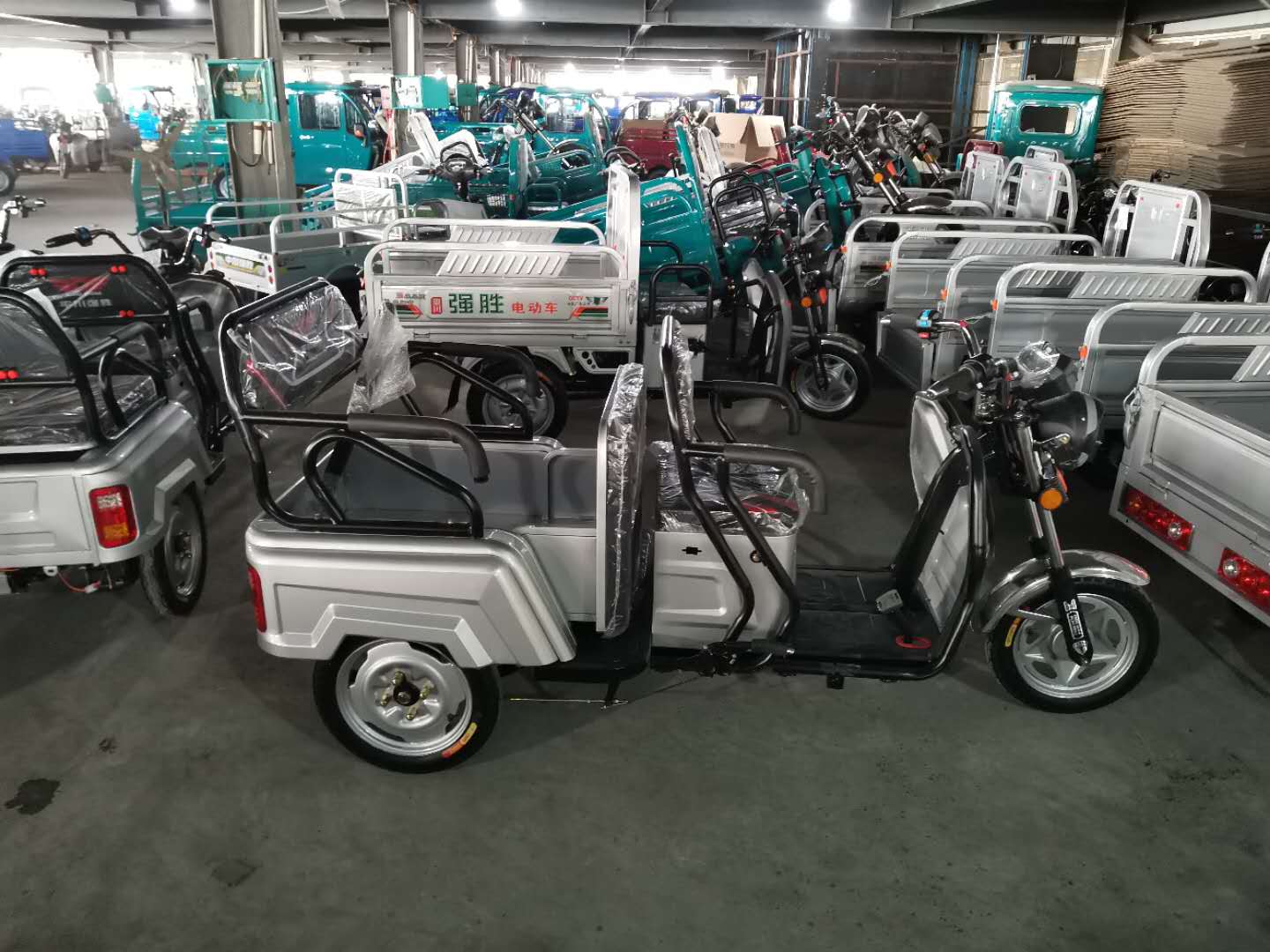 48V 500W electric tricycle adult electric rickshaw scooter battery trike scooter for sale
